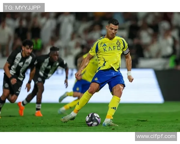 2016年全球足球明星薪水排行榜揭晓引发热议与关注 2016年全球足球明星薪水排行榜揭晓引发热议与关注