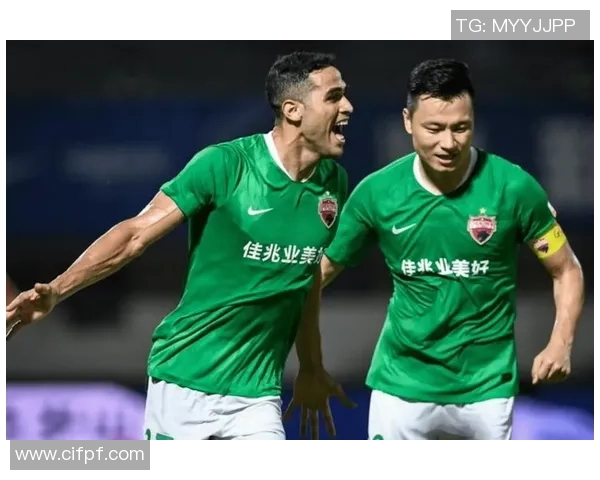 成都排球队以97分领跑冠军赛积分榜展现强劲实力