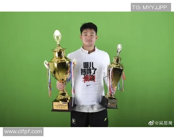 成都网球队荣登全国网球团队协作排行榜第四名展现强大实力与团队精神