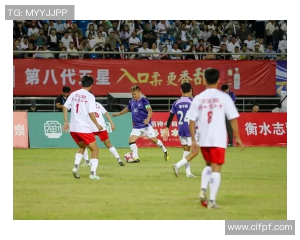 带足球明星走进野外探险体验足球与自然的完美结合