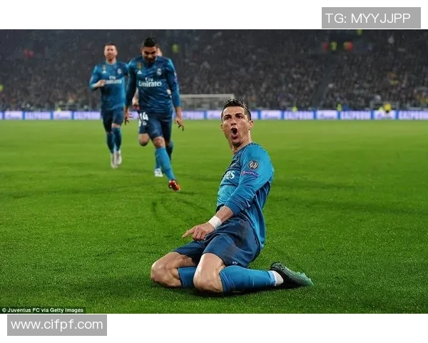 足球明星滑跪视频引发热议网友热评背后故事与情感共鸣